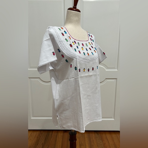 Mexican blouse with 100 % Hand Embroidered, Artisan Top, Boho, Hippie, Hand Made - Picture 5 of 7